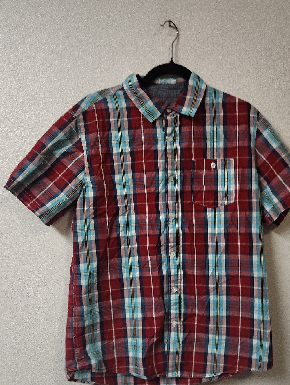 Ecko Unlimited Red & Light Blue Plaid Short-Sleeve‎ Button-Down Shirt 107